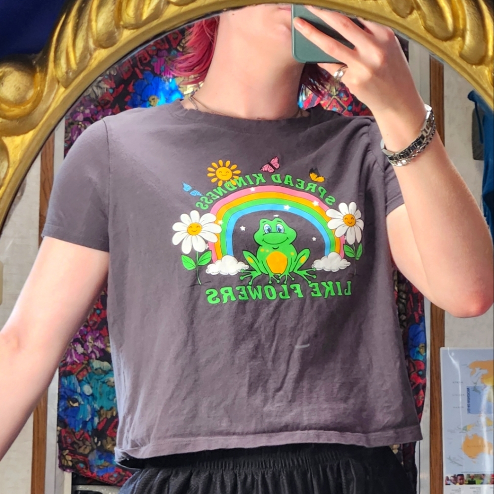 CROP TOP🐸